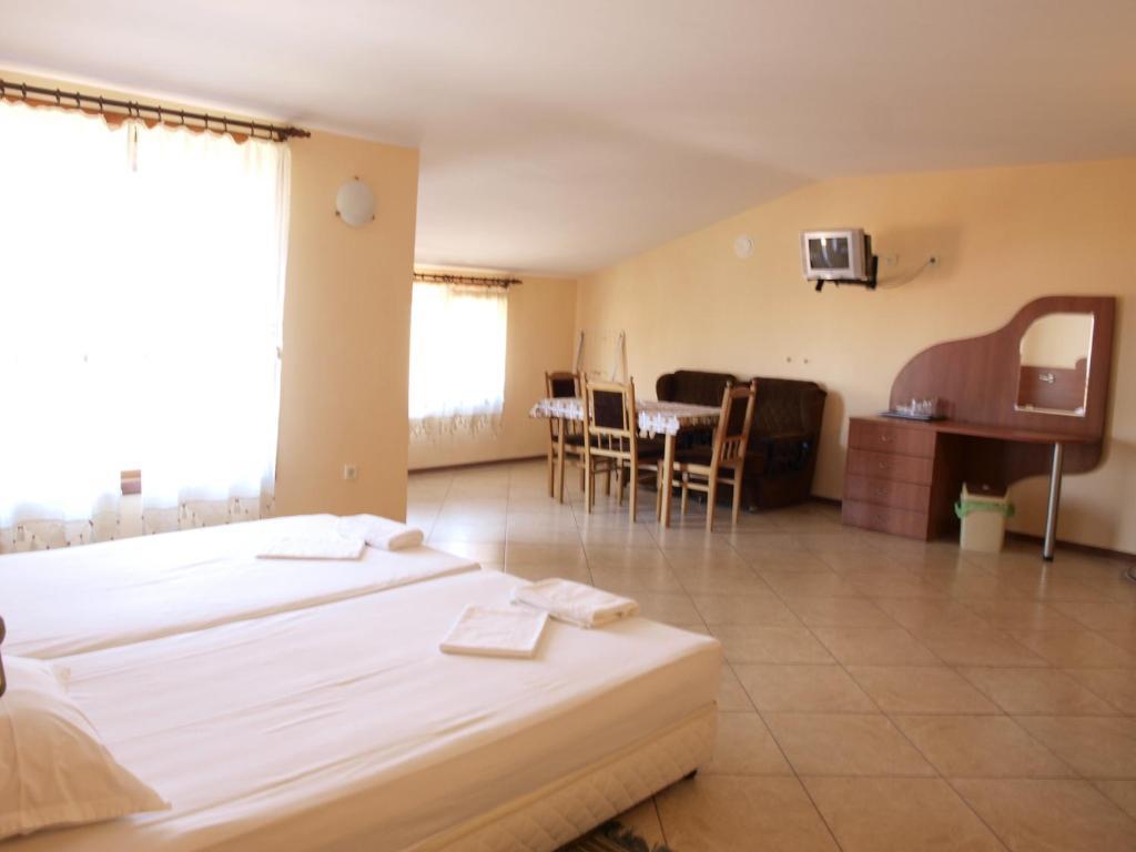 Guestrooms Hema Σωζόπολη Δωμάτιο φωτογραφία